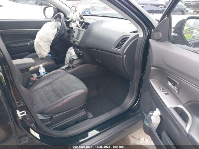 Photo 4 VIN: JA4AR3AW3JU017801 - MITSUBISHI OUTLANDER SPORT 