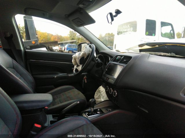 Photo 4 VIN: JA4AR3AW3JU020679 - MITSUBISHI OUTLANDER SPORT 