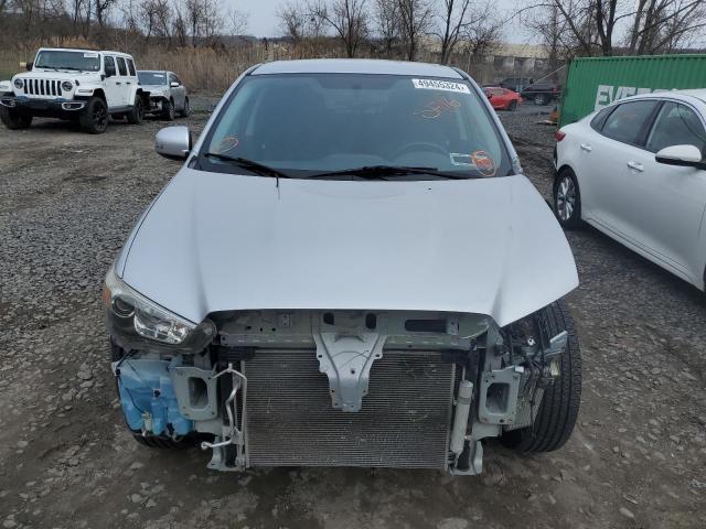 Photo 4 VIN: JA4AR3AW6GZ052621 - MITSUBISHI OUTLANDER 