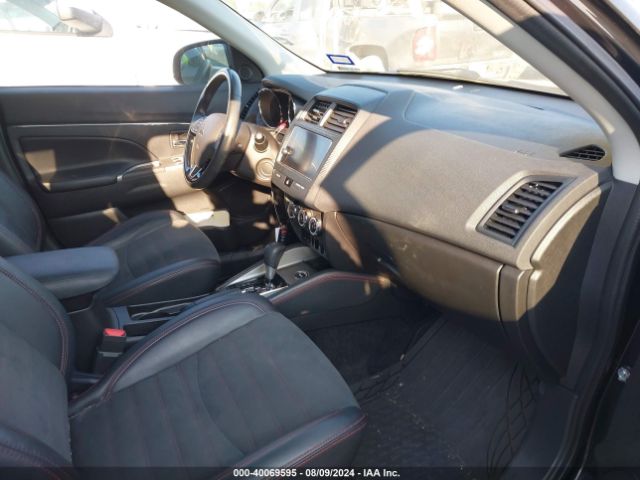 Photo 4 VIN: JA4AR3AW7JZ033065 - MITSUBISHI OUTLANDER SPORT 