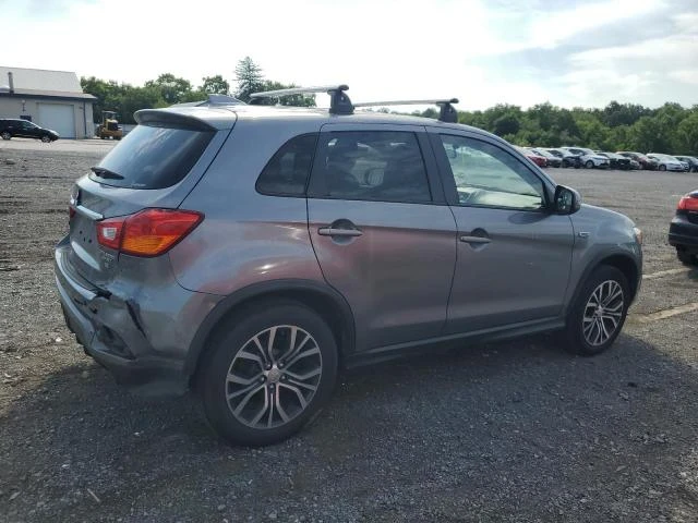 Photo 2 VIN: JA4AR3AW8JU013386 - MITSUBISHI OUTLANDER 