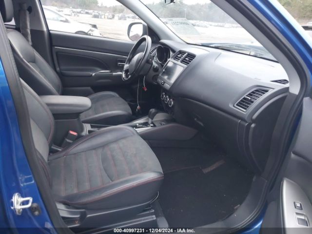 Photo 4 VIN: JA4AR3AW8JZ004867 - MITSUBISHI OUTLANDER SPORT 