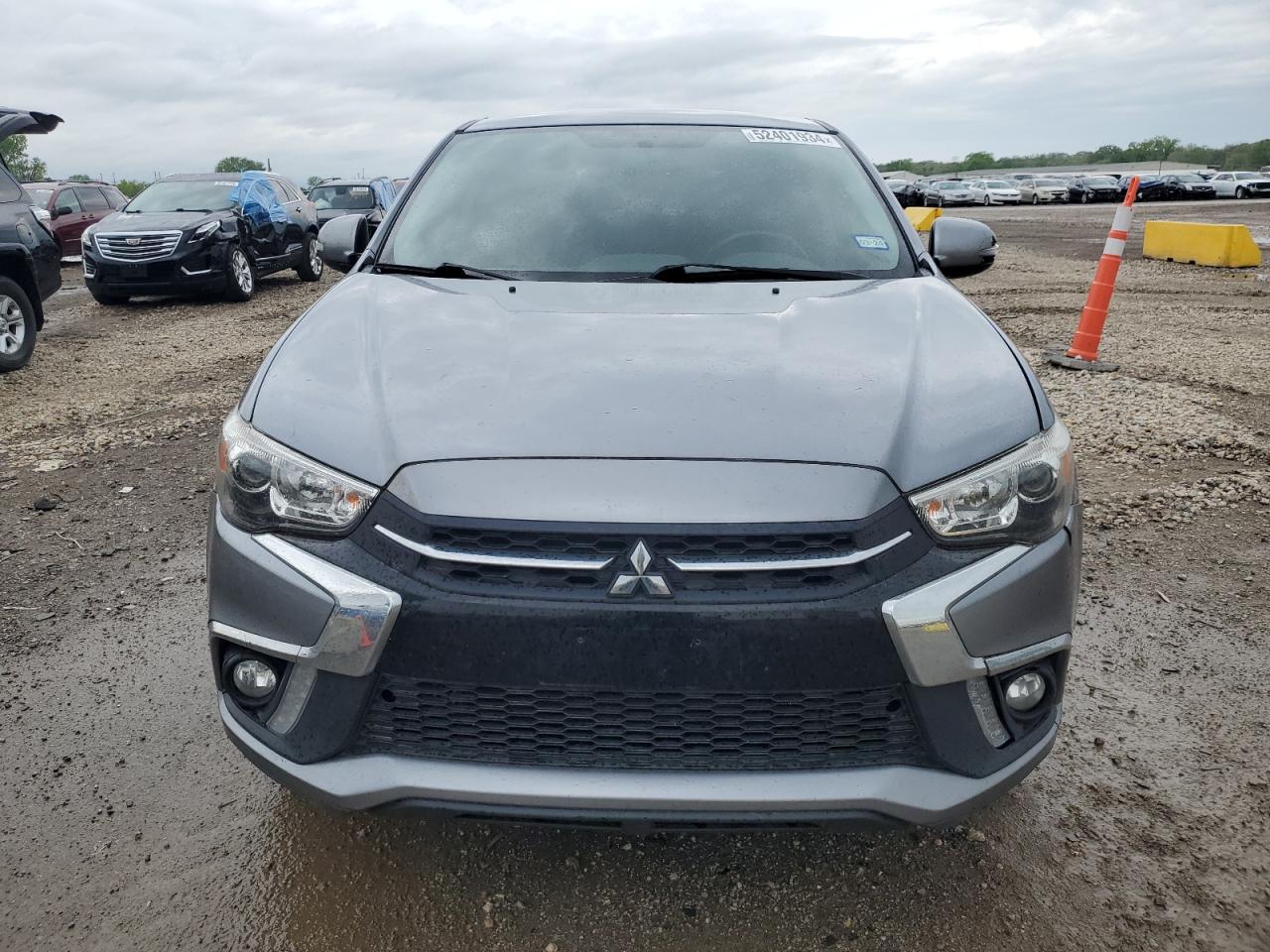 Photo 4 VIN: JA4AR3AW8JZ034838 - MITSUBISHI OUTLANDER 