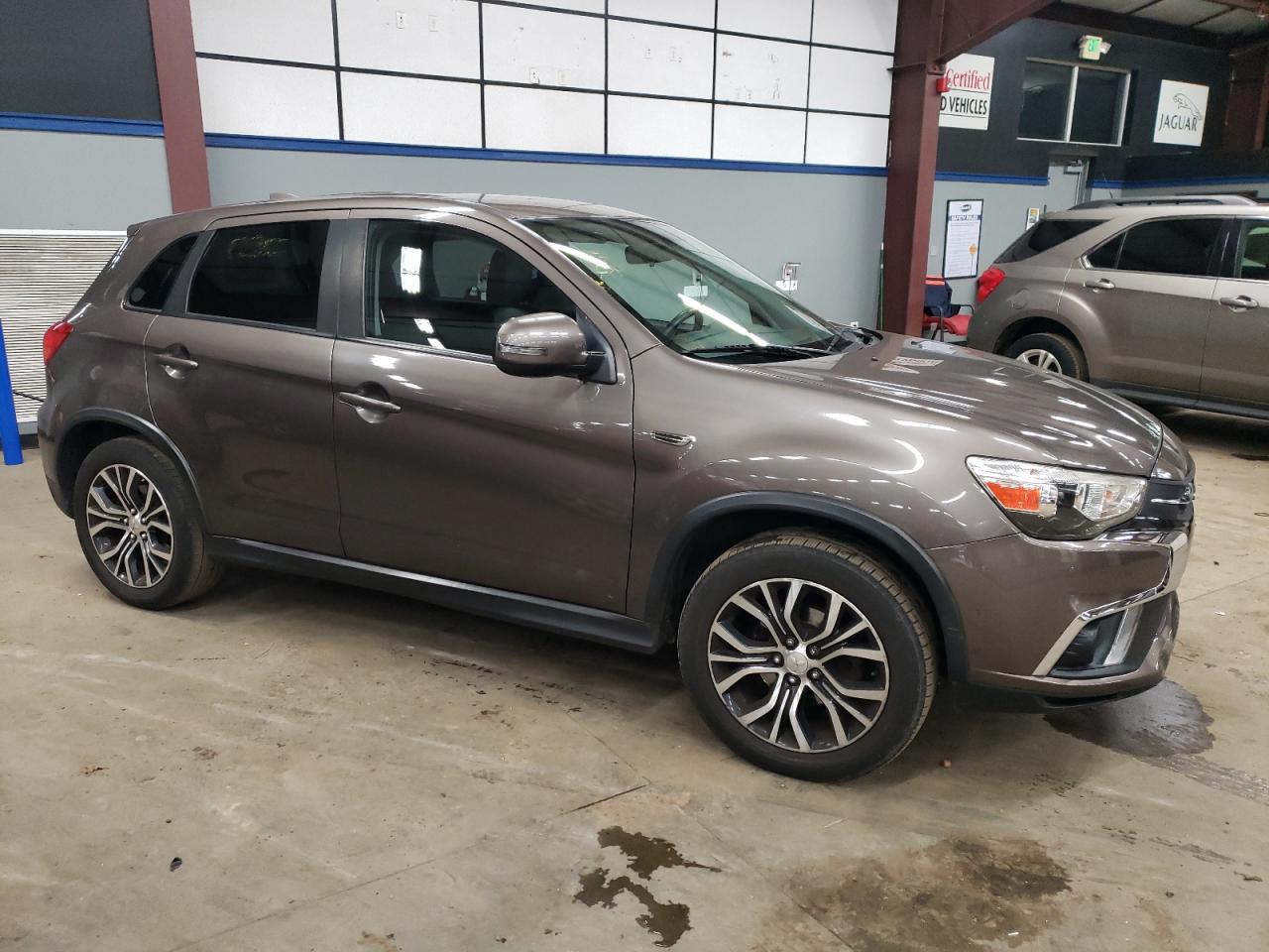 Photo 3 VIN: JA4AR3AW9JU011646 - MITSUBISHI OUTLANDER 