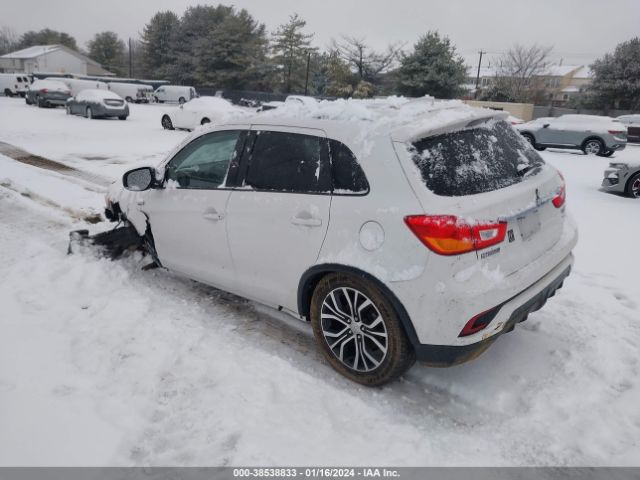 Photo 2 VIN: JA4AR3AWXJU012711 - MITSUBISHI OUTLANDER SPORT 