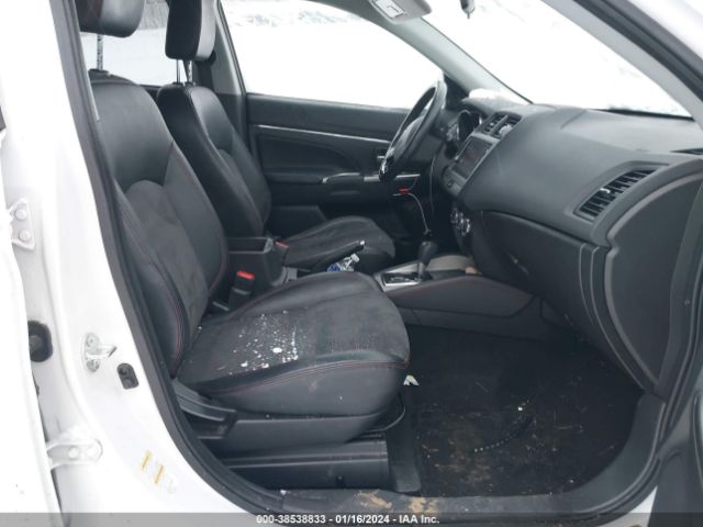 Photo 4 VIN: JA4AR3AWXJU012711 - MITSUBISHI OUTLANDER SPORT 