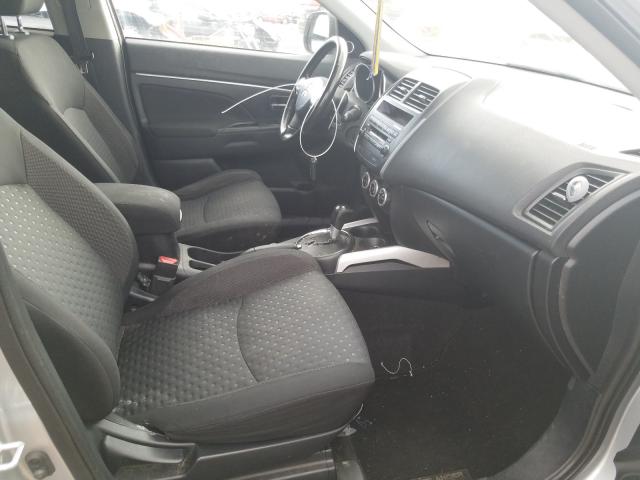 Photo 4 VIN: JA4AR4AU1BZ011567 - MITSUBISHI OUTLANDER 