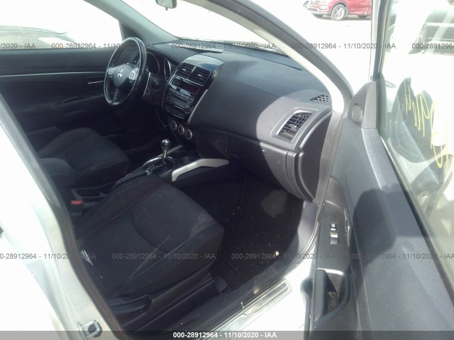 Photo 4 VIN: JA4AR4AU5BZ002404 - MITSUBISHI OUTLANDER SPORT 