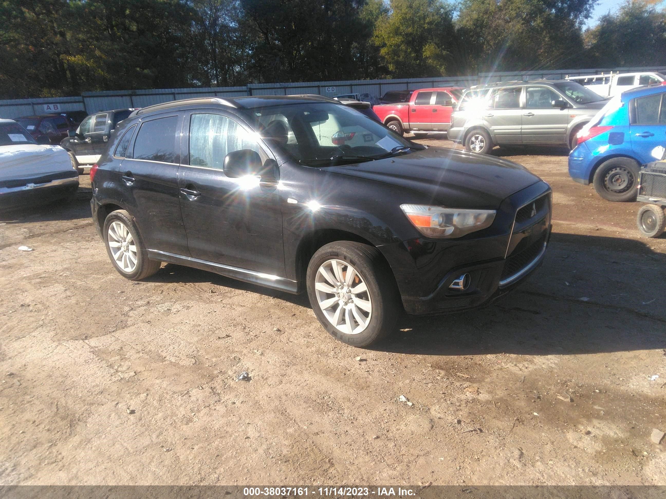 Photo 0 VIN: JA4AR4AU5BZ012981 - MITSUBISHI OUTLANDER 