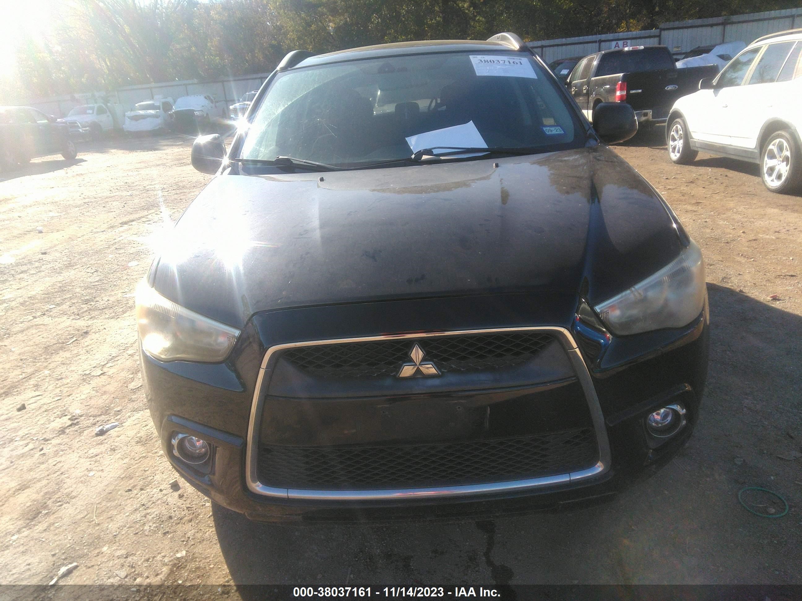 Photo 5 VIN: JA4AR4AU5BZ012981 - MITSUBISHI OUTLANDER 