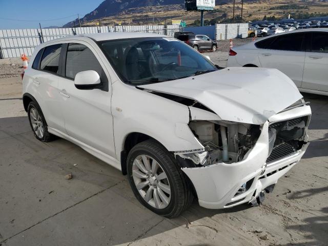 Photo 3 VIN: JA4AR4AU5BZ018862 - MITSUBISHI OUTLANDER 