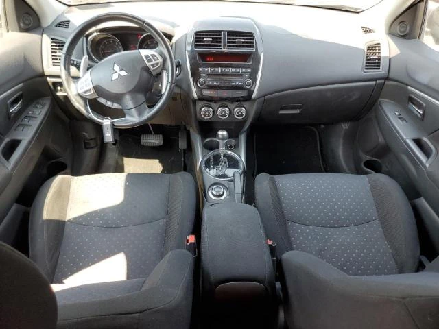 Photo 7 VIN: JA4AR4AU5CZ010424 - MITSUBISHI OUTLANDER 