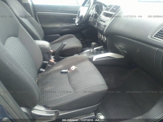 Photo 4 VIN: JA4AR4AU6BZ010902 - MITSUBISHI OUTLANDER SPORT 