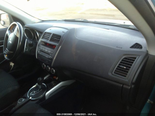 Photo 4 VIN: JA4AR4AU8BZ021092 - MITSUBISHI OUTLANDER SPORT 