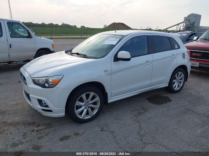 Photo 1 VIN: JA4AR4AU9CZ007378 - MITSUBISHI OUTLANDER 