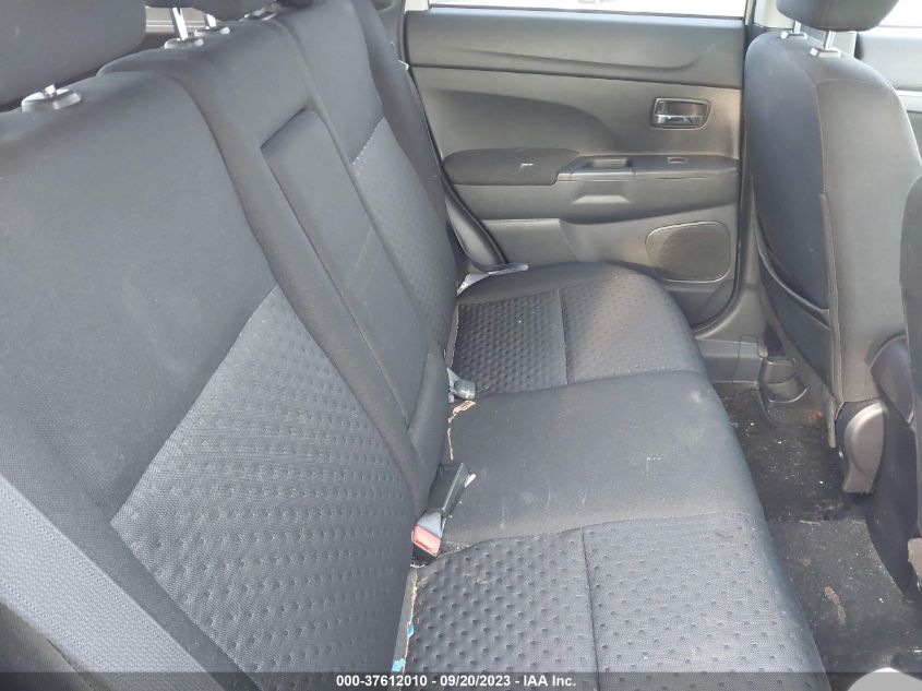 Photo 7 VIN: JA4AR4AU9CZ007378 - MITSUBISHI OUTLANDER 