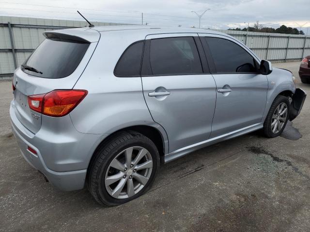 Photo 2 VIN: JA4AR4AU9CZ009826 - MITSUBISHI OUTLANDER 