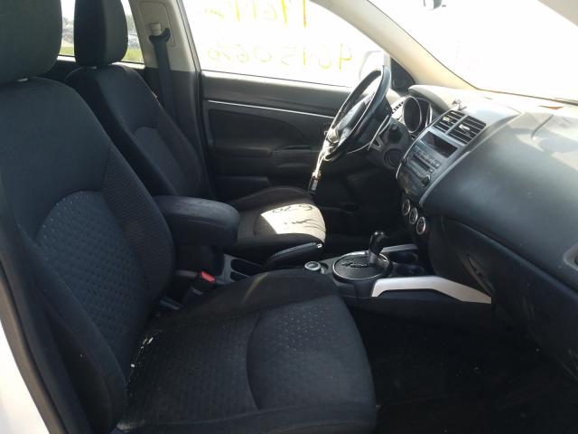 Photo 4 VIN: JA4AR4AUXBZ003600 - MITSUBISHI OUTLANDER 