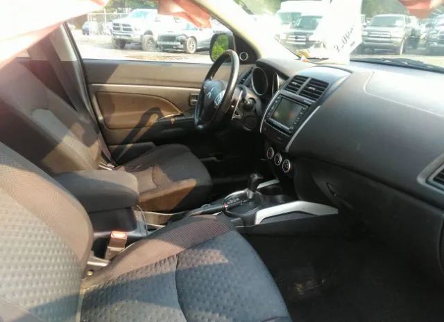 Photo 4 VIN: JA4AR4AUXBZ014287 - MITSUBISHI OUTLANDER SPORT 