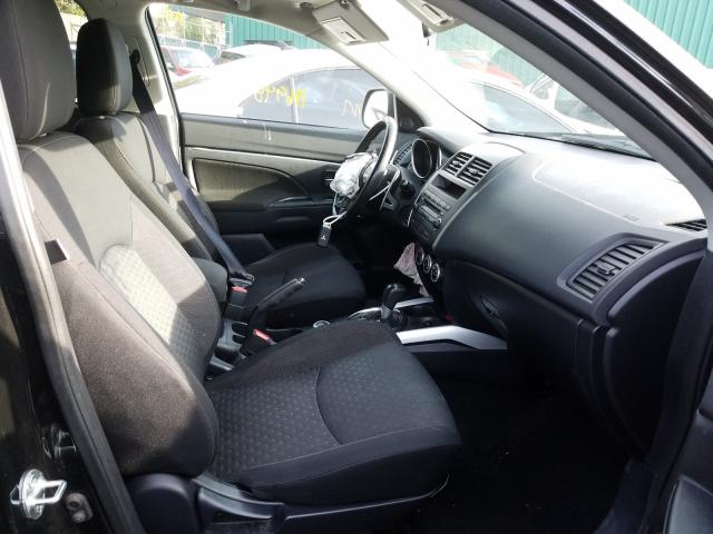 Photo 4 VIN: JA4AR4AUXBZ023815 - MITSUBISHI OUTLANDER 