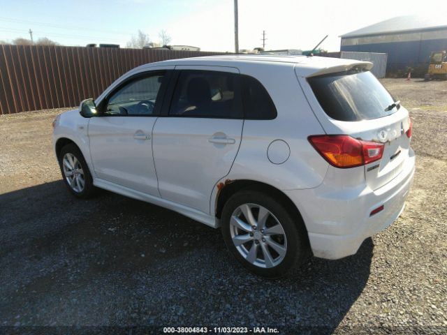 Photo 2 VIN: JA4AR4AUXCZ010628 - MITSUBISHI OUTLANDER SPORT 