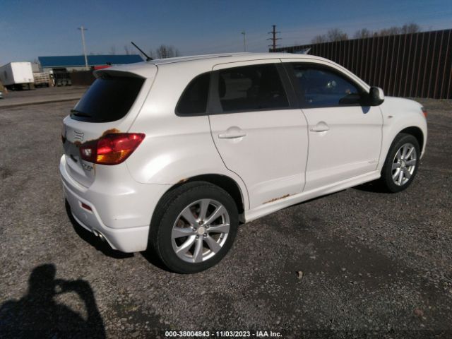 Photo 3 VIN: JA4AR4AUXCZ010628 - MITSUBISHI OUTLANDER SPORT 