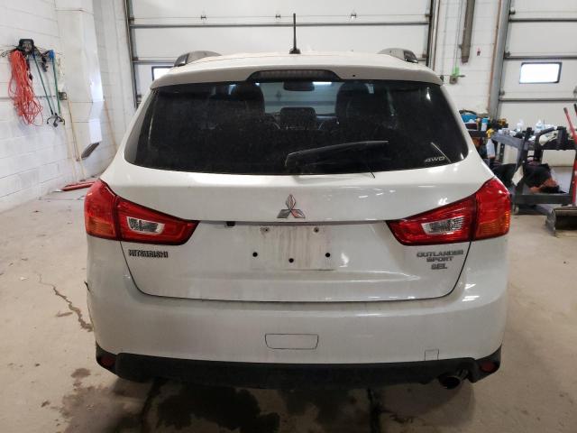 Photo 5 VIN: JA4AR4AW0GZ051406 - MITSUBISHI OUTLANDER 