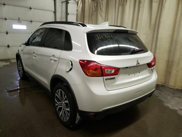 Photo 2 VIN: JA4AR4AW0HZ019766 - MITSUBISHI OUTLANDER 