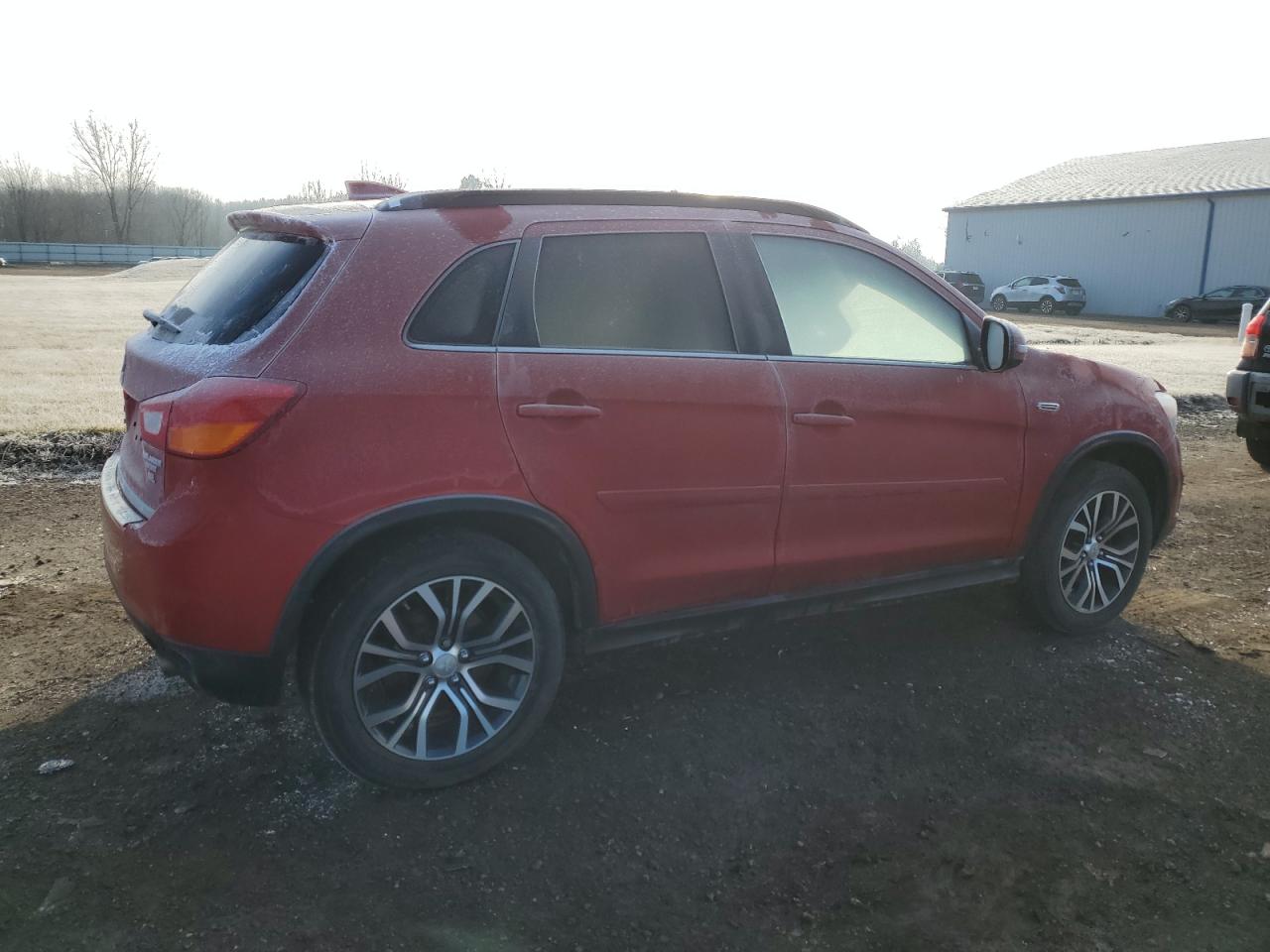 Photo 2 VIN: JA4AR4AW0HZ045395 - MITSUBISHI OUTLANDER 