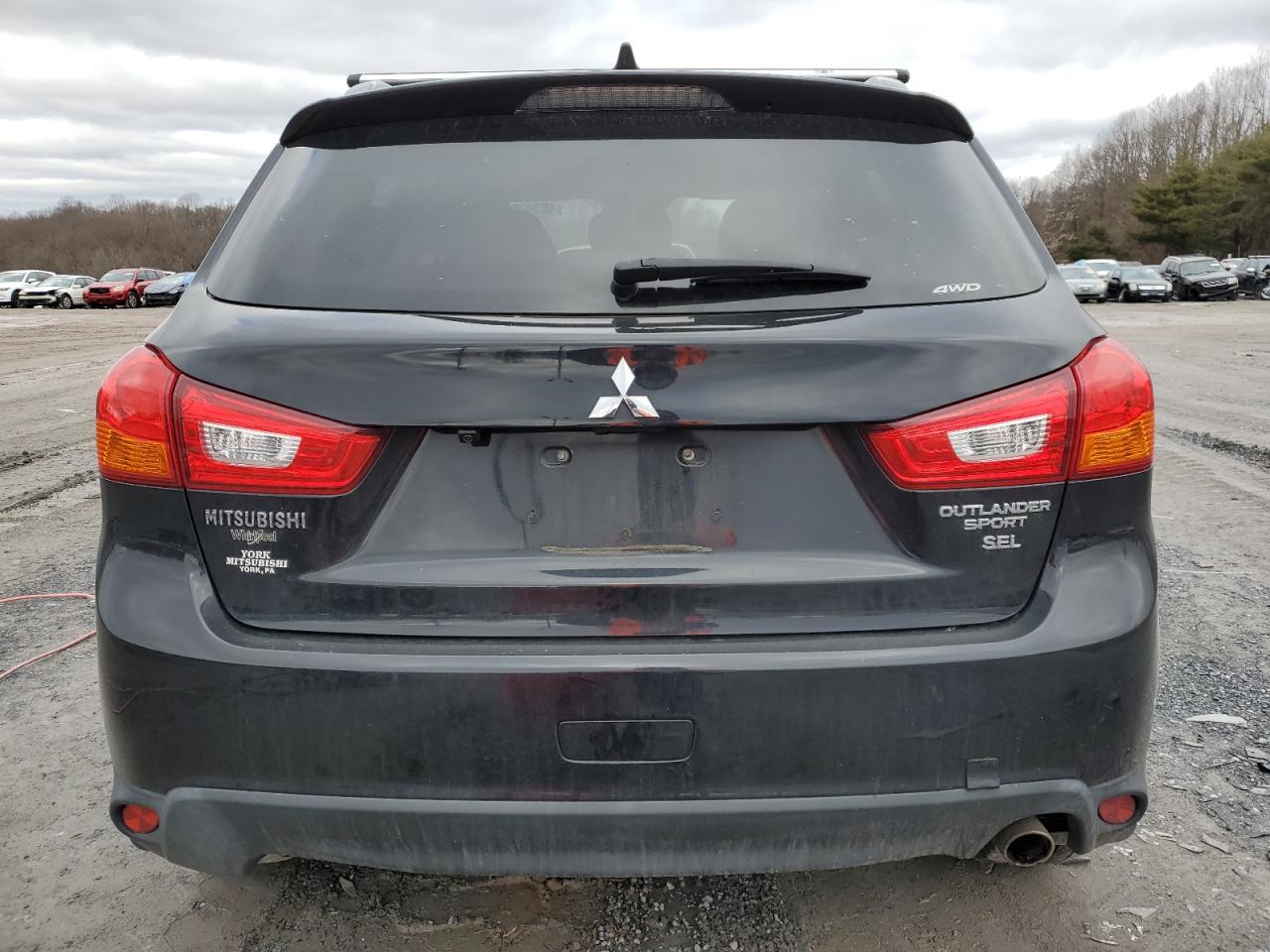 Photo 5 VIN: JA4AR4AW3HZ029630 - MITSUBISHI OUTLANDER 