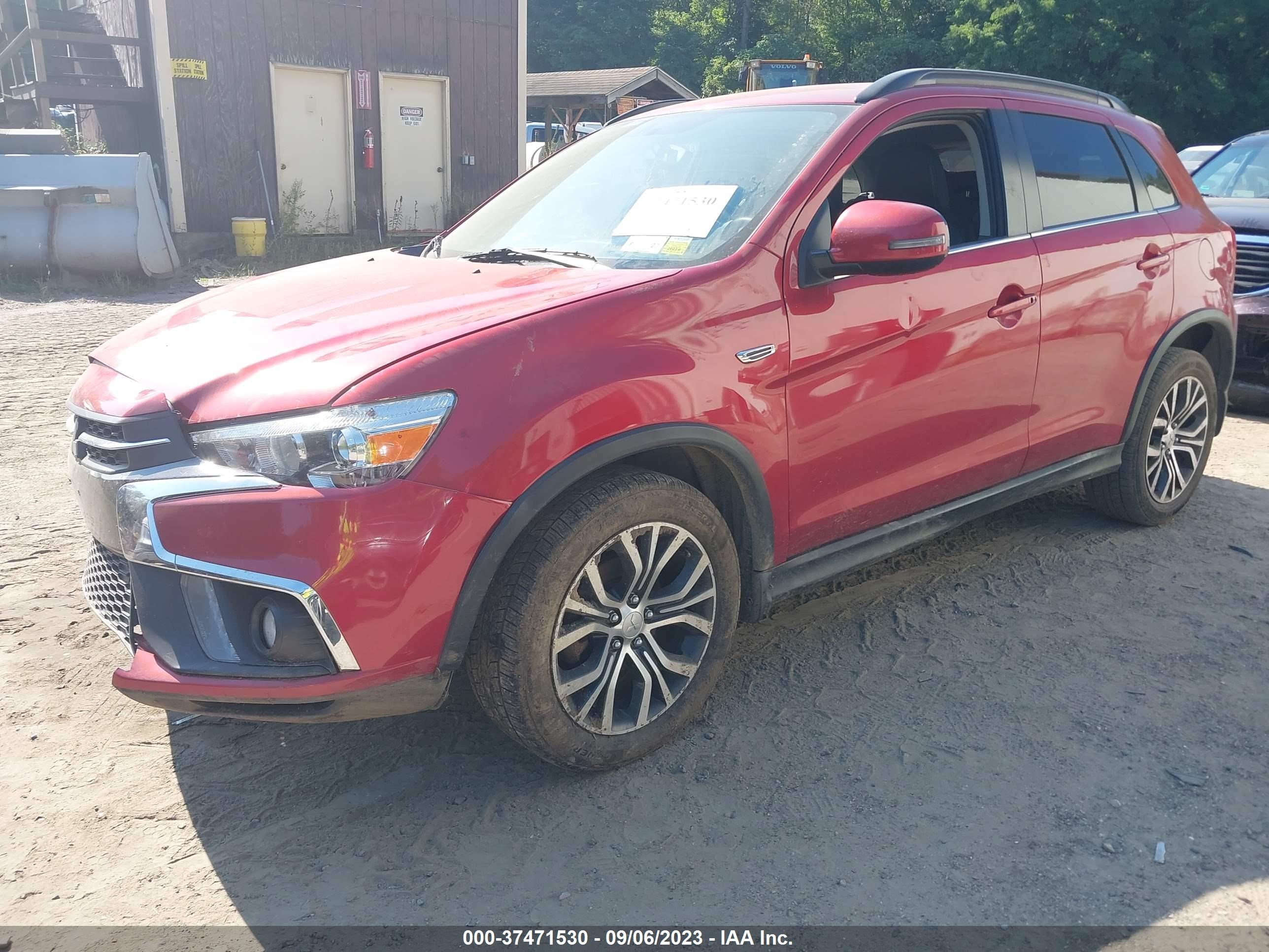 Photo 1 VIN: JA4AR4AW6JU018737 - MITSUBISHI OUTLANDER 