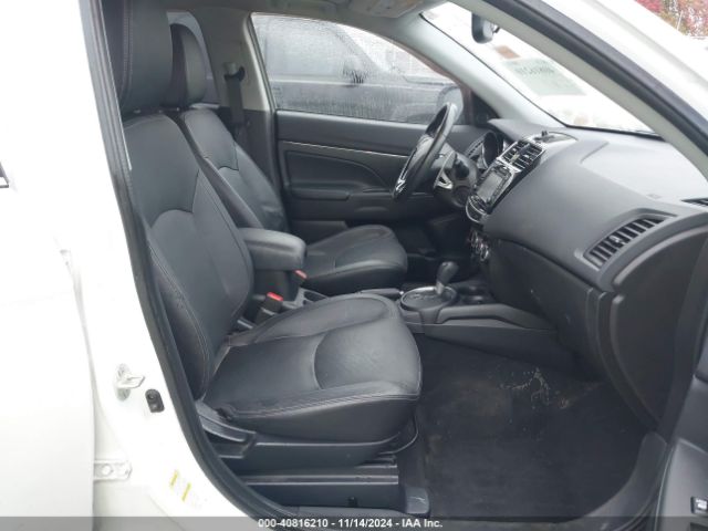 Photo 4 VIN: JA4AR4AW8GZ033977 - MITSUBISHI OUTLANDER SPORT 