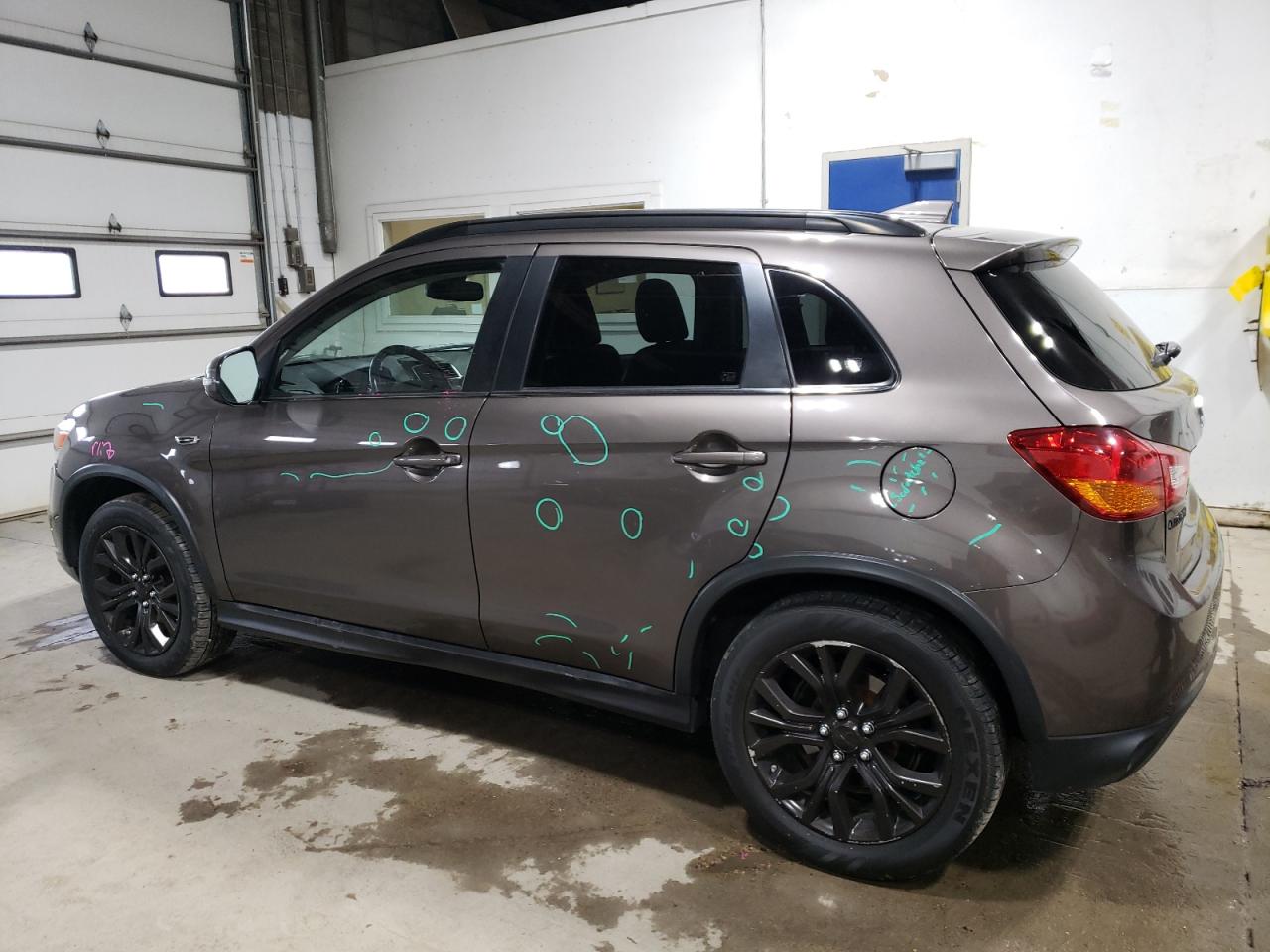 Photo 1 VIN: JA4AR4AWXHZ019192 - MITSUBISHI OUTLANDER SPORT 