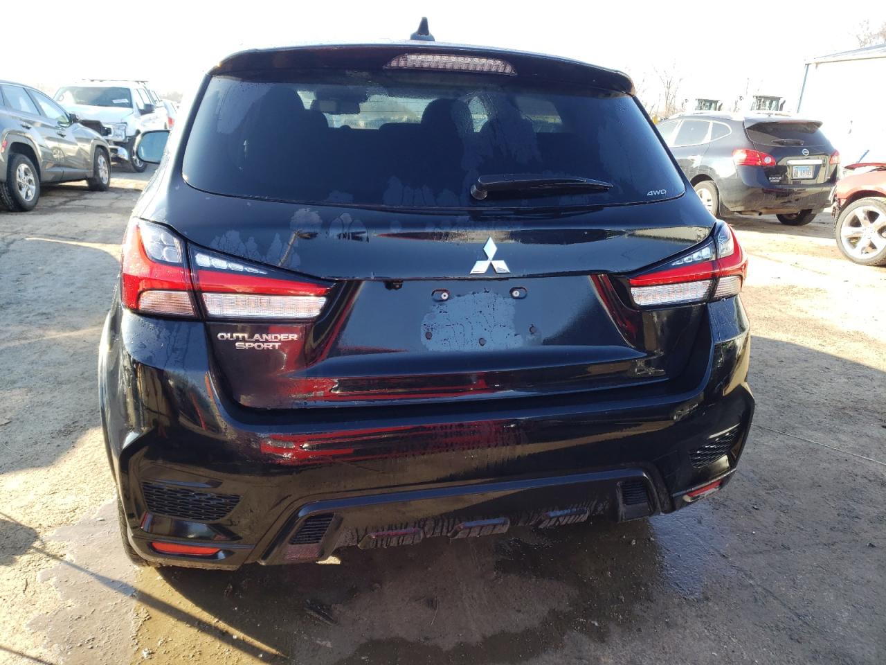 Photo 5 VIN: JA4ARUAU1NU014695 - MITSUBISHI OUTLANDER 