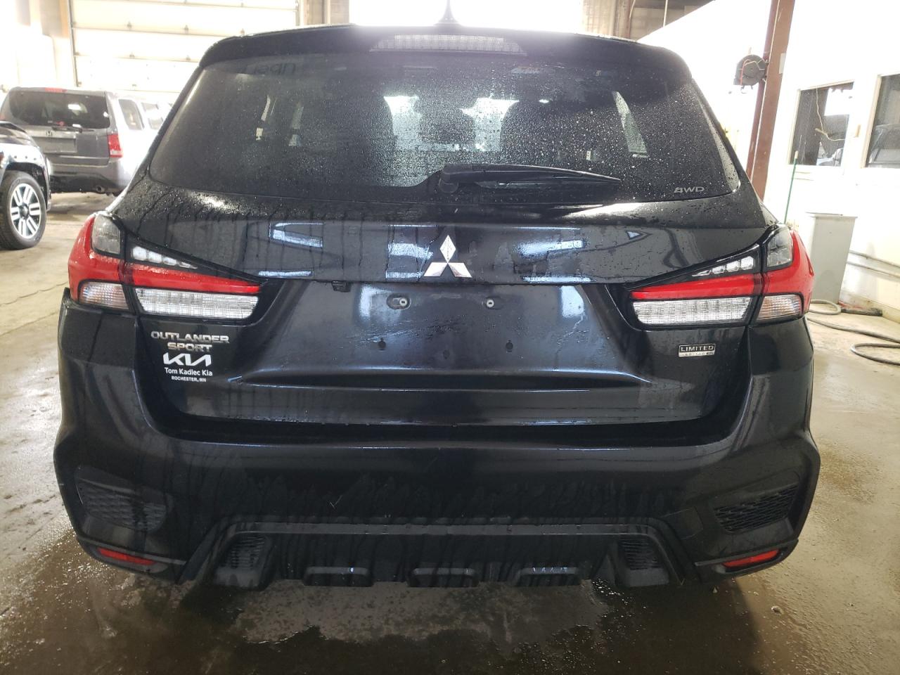 Photo 5 VIN: JA4ARUAU2MU022089 - MITSUBISHI OUTLANDER 