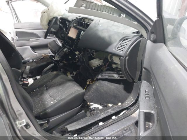 Photo 4 VIN: JA4ARUAU2PU001957 - MITSUBISHI OUTLANDER SPORT 