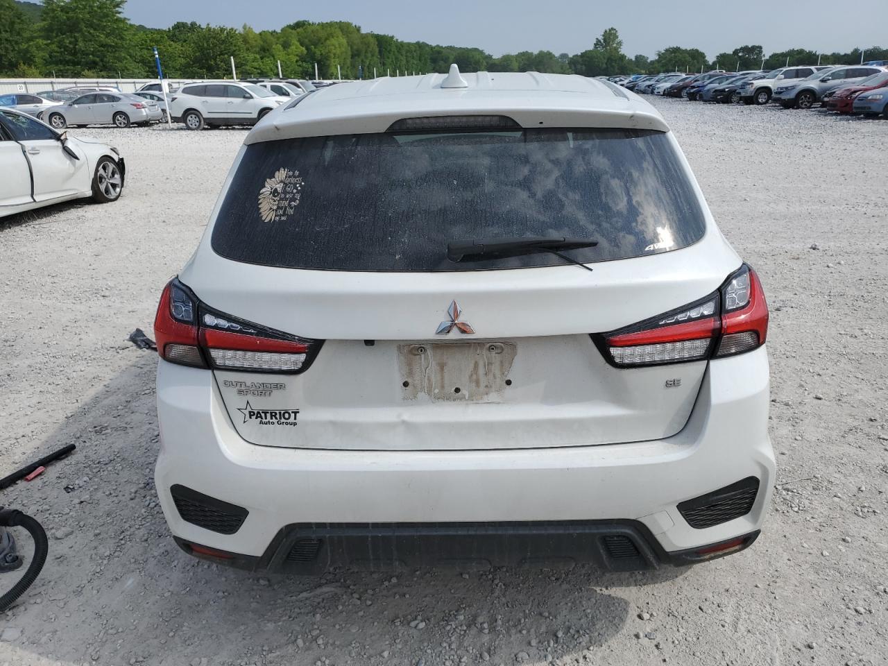 Photo 5 VIN: JA4ARUAU5MU015461 - MITSUBISHI OUTLANDER 