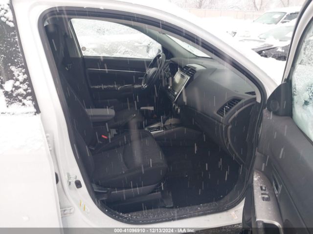 Photo 4 VIN: JA4ARUAU7MU015610 - MITSUBISHI OUTLANDER SPORT 