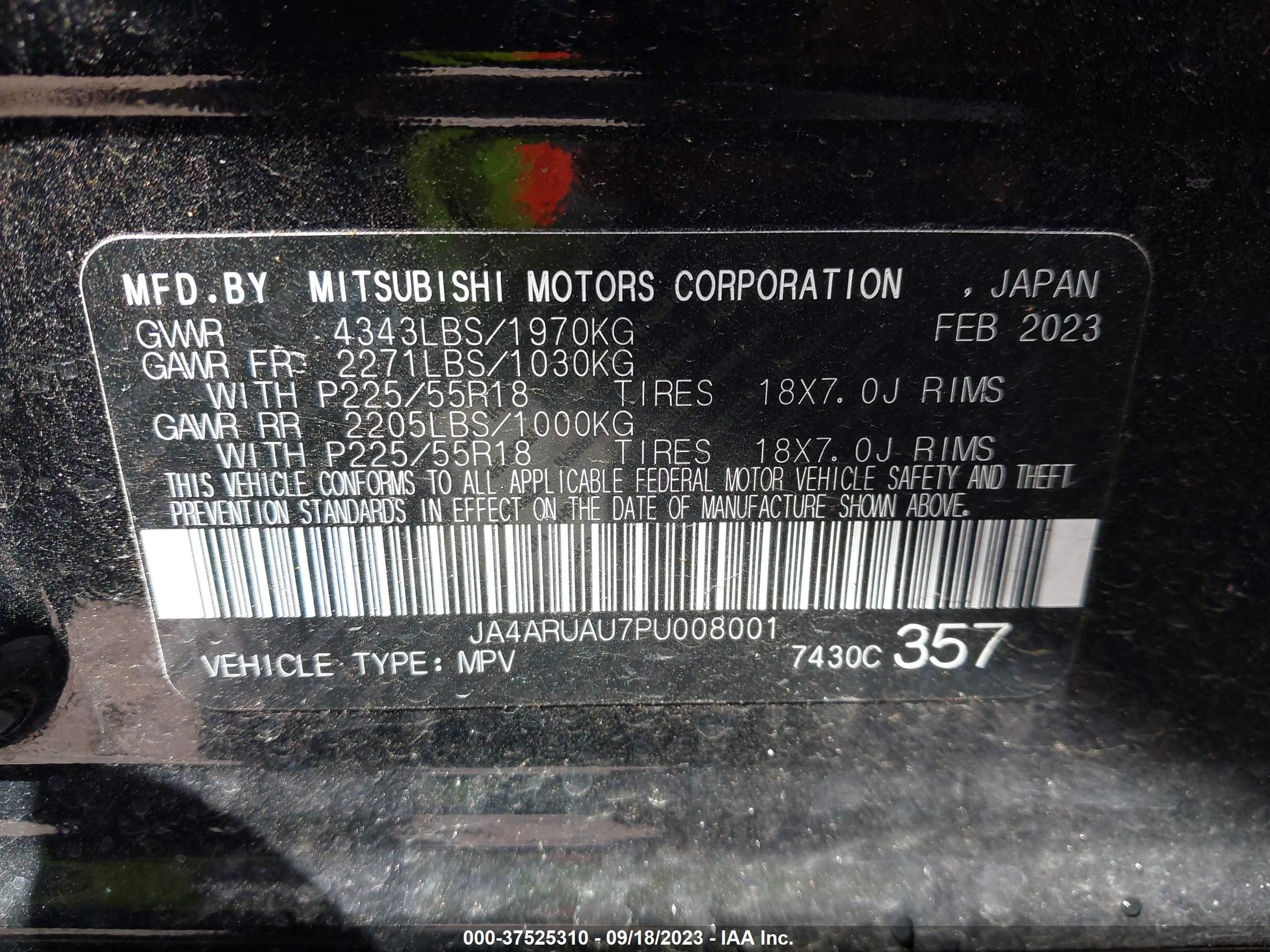 Photo 8 VIN: JA4ARUAU7PU008001 - MITSUBISHI OUTLANDER 