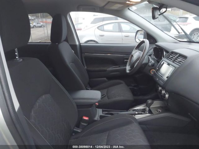 Photo 4 VIN: JA4ARUAU8MU030777 - MITSUBISHI OUTLANDER SPORT 