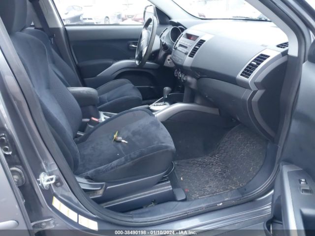 Photo 4 VIN: JA4AS2AW6BU018568 - MITSUBISHI OUTLANDER 