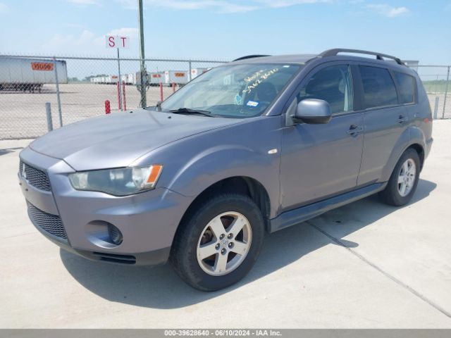 Photo 1 VIN: JA4AS2AW7AZ001702 - MITSUBISHI OUTLANDER 