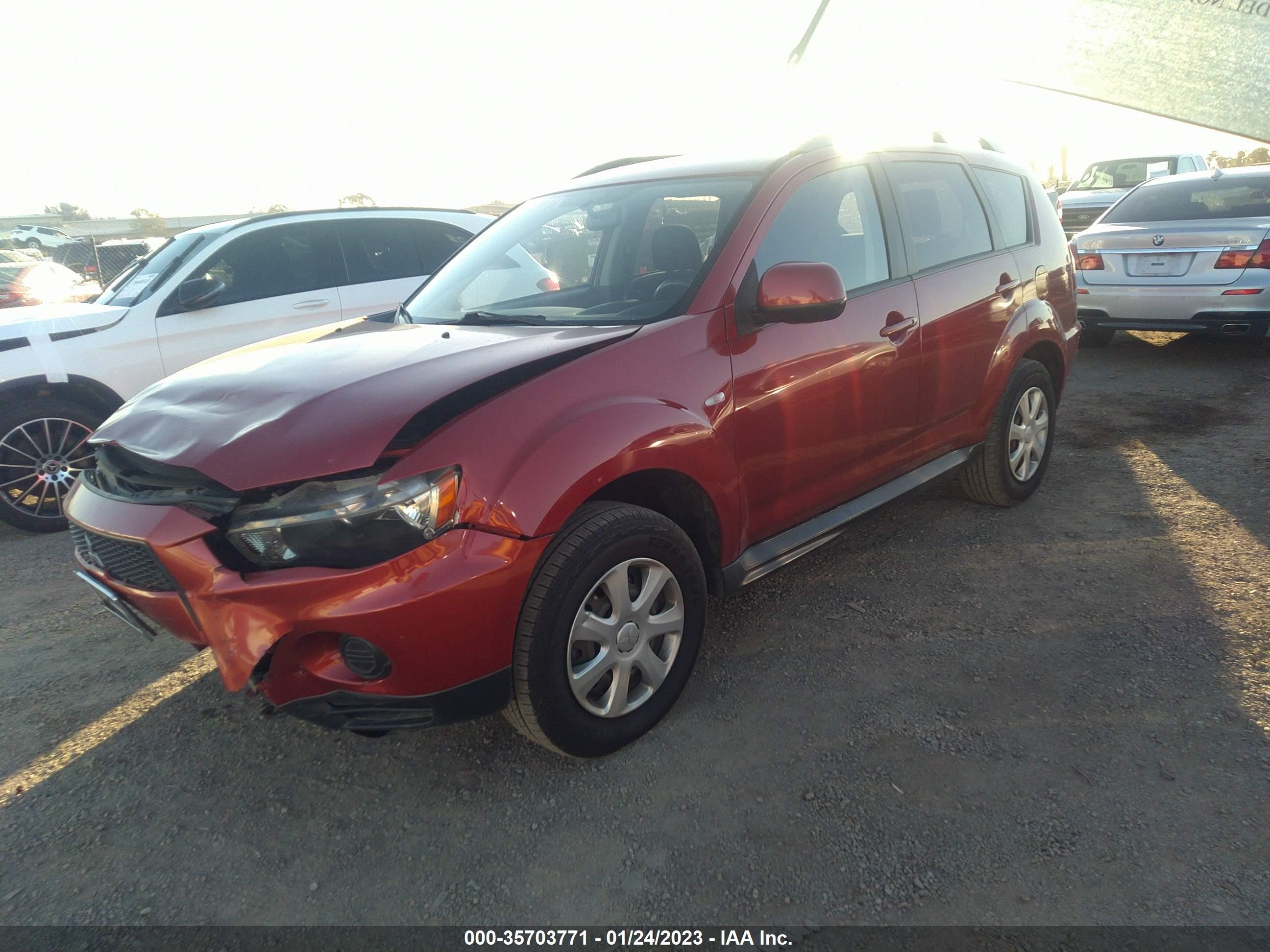 Photo 1 VIN: JA4AS2AW7CU028060 - MITSUBISHI OUTLANDER 