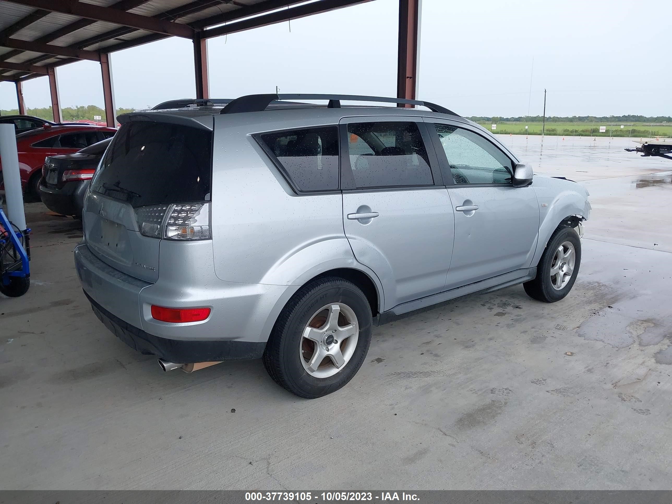 Photo 3 VIN: JA4AS2AW9DU007566 - MITSUBISHI OUTLANDER 