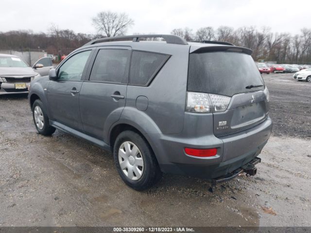 Photo 2 VIN: JA4AS2AWXBU019643 - MITSUBISHI OUTLANDER 