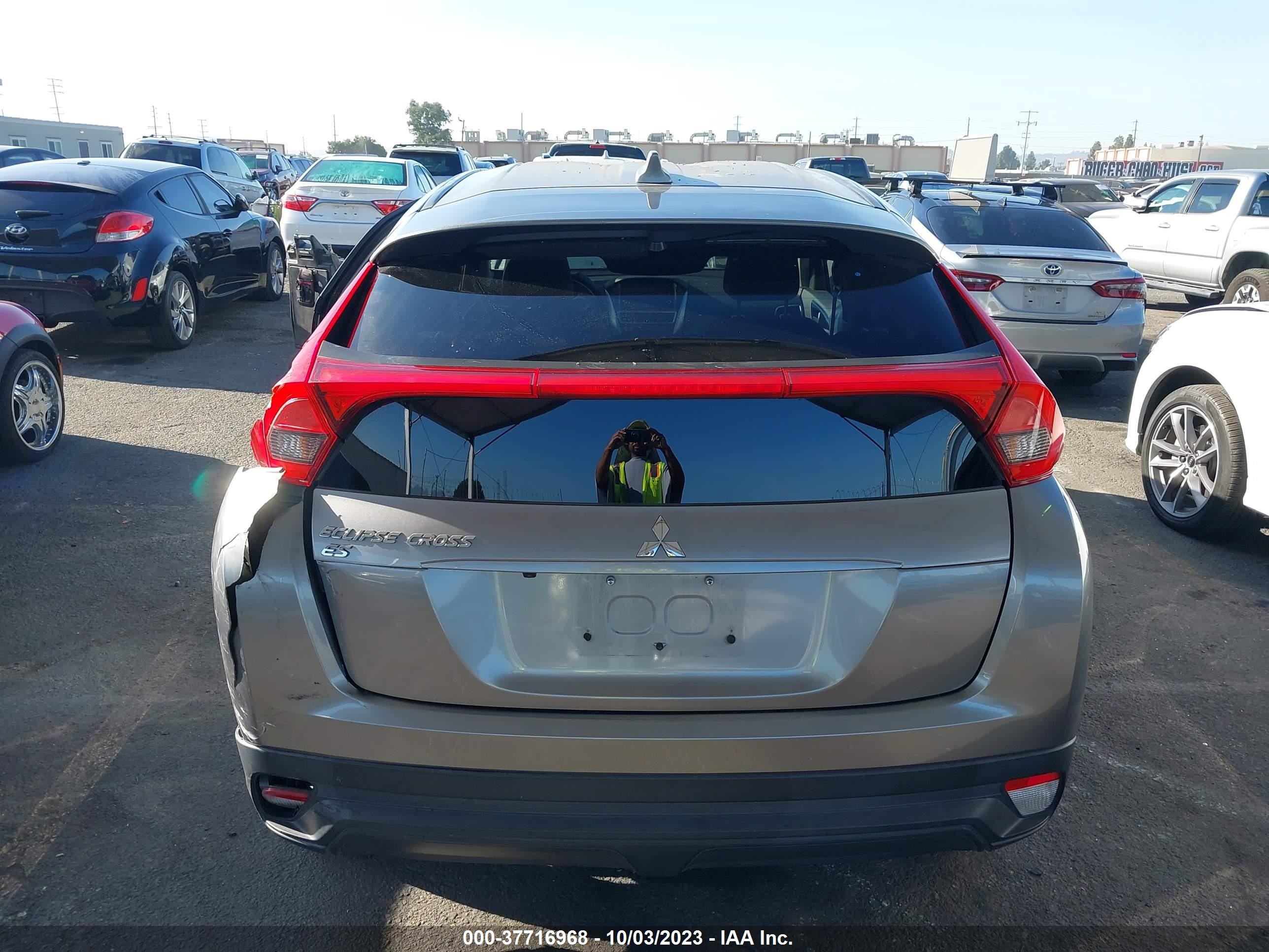 Photo 16 VIN: JA4AS3AA3LZ033981 - MITSUBISHI ECLIPSE CROSS 