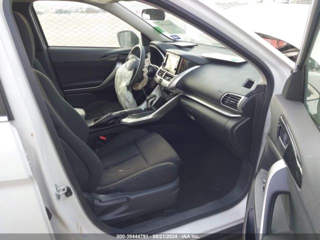 Photo 4 VIN: JA4AS3AAXKZ035581 - MITSUBISHI ECLIPSE CROSS 