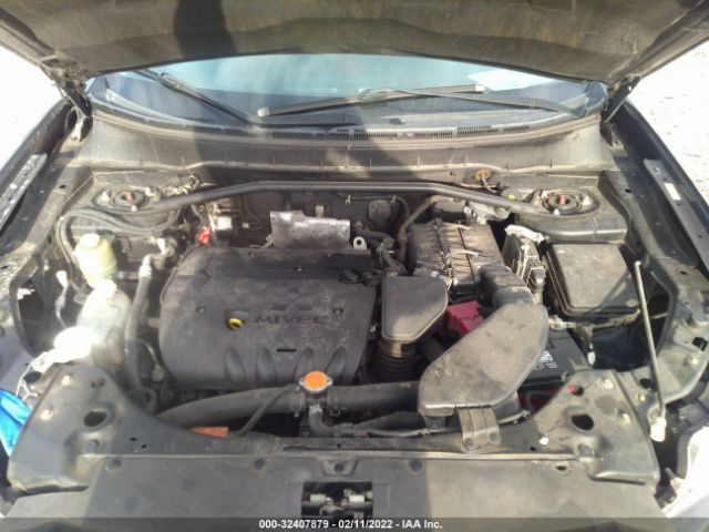 Photo 9 VIN: JA4AS3AW2AZ006747 - MITSUBISHI OUTLANDER 