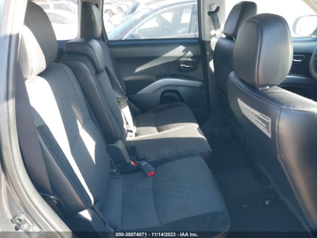 Photo 7 VIN: JA4AS3AW2CU030563 - MITSUBISHI OUTLANDER 