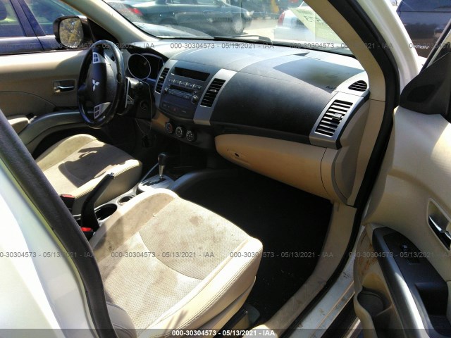 Photo 4 VIN: JA4AS3AW8BU015757 - MITSUBISHI OUTLANDER 